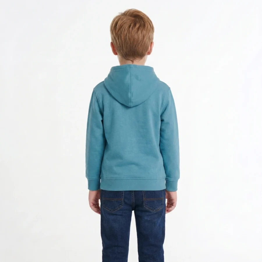 Menino a vestir sweatshirt com capuz e bolso canguru de criança